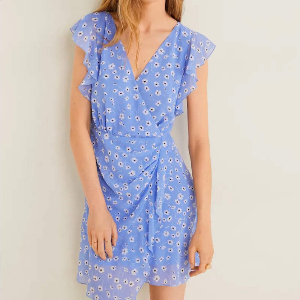 Spanish label Mango dress called Flower Chiffon Dress size 8 US.